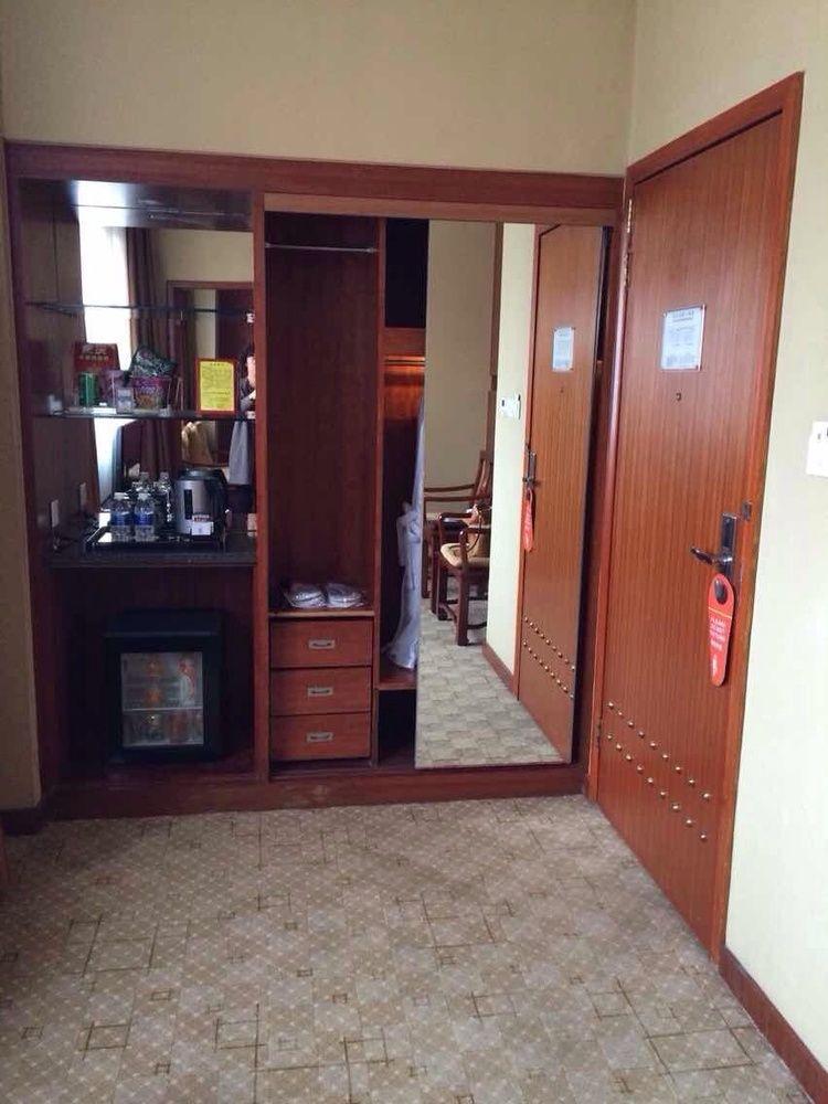 Hongyadong Hotel Chongqing Zewnętrze zdjęcie